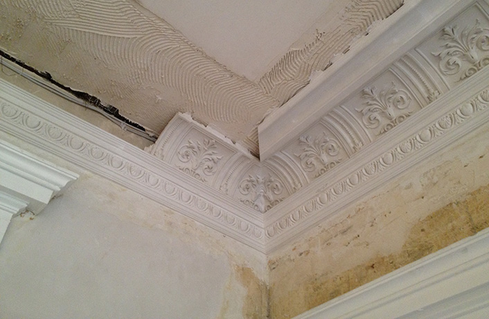 Ceiling plastering